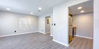 COMPLETLEY RENOVATED 1/1 FOR ONLY 1100$ COMPLETLEY RENOVATED 1/1 FOR ONLY 1100$ Gallery 1