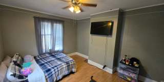 Spacious Three-Level Boston Rental with Flexible Living Space Gallery 16