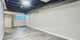 2408 Llewelyn Ave Gallery 23