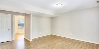 FENCED IN YARD!!!  Beautiful 4/3 UPDATED SF Home in Gaithersburg Gallery 23