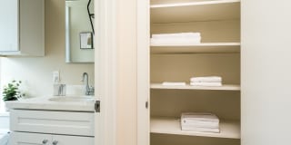 225 Vera Avenue Gallery 13