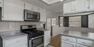 604 LA CHAPA Avenue Gallery 12