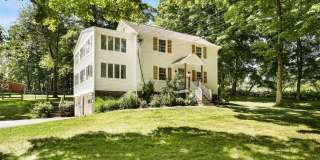 4 Quaker Road Gallery 1