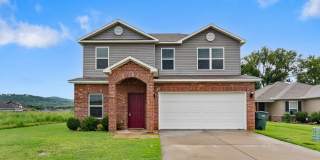 Beautiful home Located in desirable west Fayetteville neighborhood with playground Gallery 1