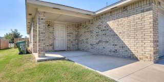 Pet-Friendly 3-Bed Home – Move-In Ready with Garage Gallery 34