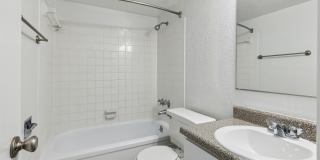 The Fairway Club Apartments Gallery 12