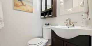 235 10TH AVENUE NE Gallery 44