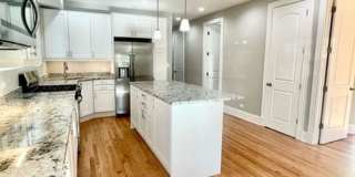 5506 N Glenwood Avenue, Gallery 10