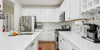 273 ROSLYN CT Gallery 16