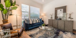Uptown 550 Gallery 26