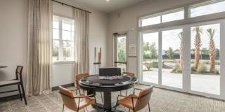 Middle Sound West Apartments Gallery 39