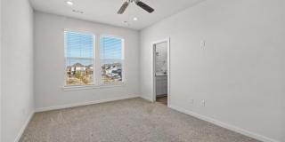 4790 W Planetree Street Gallery 13