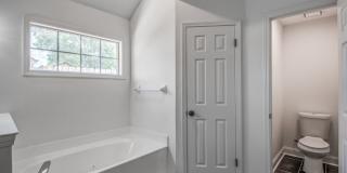 5624 Annandale Gallery 39