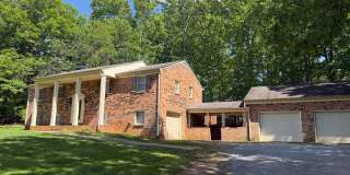 3 Bedroom House off Timberlake Road Gallery 1