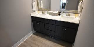 Luxurious 4 Bedroom 2.5 Bathroom in the Heart of Fayetteville, Arkansas!! Gallery 21