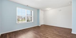 3 Bed 2.5 Bath With Fenced in Yard! Gallery 32