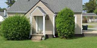 Three bedroom, 1 bath house in Graham Gallery 1