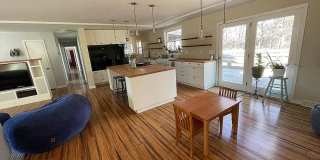4 bed/3bath-University Elementary School/IU Health/IU Golf Course Gallery 30
