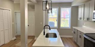 2216 Whittier Avenue - 1 Gallery 5