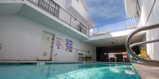 7310 Balboa Blvd Gallery 50