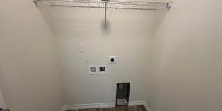 Modern 3-Bed, 3-Bath Home in District 20!! Gallery 15