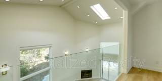 1827 Hill Drive Gallery 19