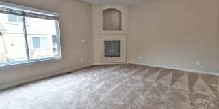 Large Townhome Gallery 7