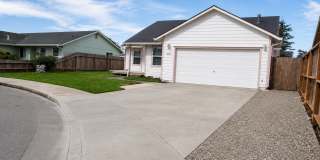 Spacious 3-Bedroom Home on a Quiet Cul-de-Sac in McKinleyville Gallery 1