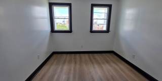 Fully Remodeled 3 bedroom 1 bathroom House for Rent in the South Side ! Gallery 17