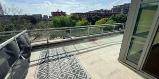 225 S Sangamon Street Gallery 9