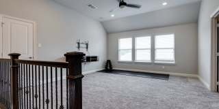 3521 Camden Court Gallery 25