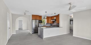 467 Northeast 31st Street Gallery 2