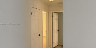 2020 NE 11th Place Gallery 28