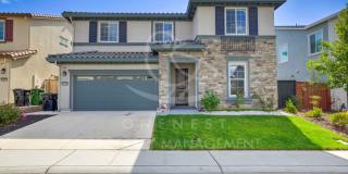 ~ Home in the heart of Twelve Bridges, 5 bdrms 3 full bthms, pet friendly ~ Gallery 1