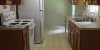 304 Vann Street W *TWO HOMES, ONE PRICE* Gallery 6