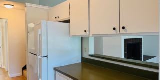 Spacious Two story 2 bedroom, 2 bath Condo. Move-In ready!! Gallery 9
