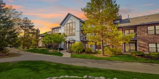 The Pointe Gallery 36