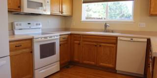 Beautiful 3 BR/2 1/2 BA Home in Highlands Ranch! Gallery 8