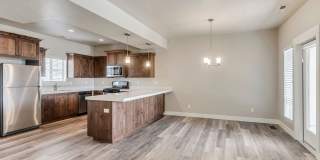 Spacious 3 Bed Townhome - Provo Slate Canyon Gallery 3