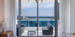 200 Biscayne Boulevard Way Gallery 12