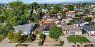 7039 Sylvia Avenue Gallery 39