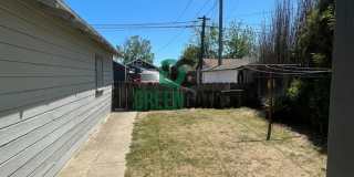 325 W H St Gallery 34