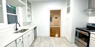 44 South Florence Avenue Gallery 7