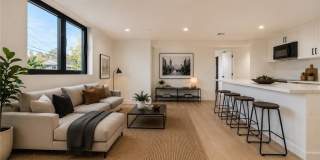 2678 1/2 Newell Street Gallery 1
