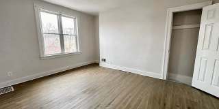 5404 Black St Gallery 8