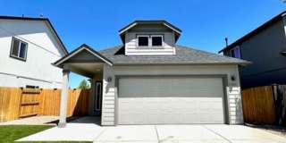 Newer home in a great subdivision near Pine Nursery! Gallery 1