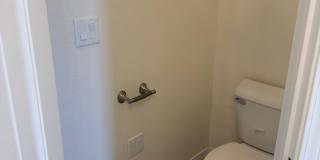 Beautiful Newly Renovated 3 Bedroom 2 Bath Home Gallery 10
