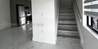 19229 NW 37 Ave Gallery 5