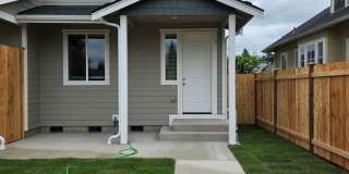Brand new rental 3 bedroom 2.5 Bath in Centralia Gallery 1