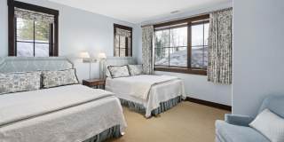 1950 Faraway Road Gallery 25